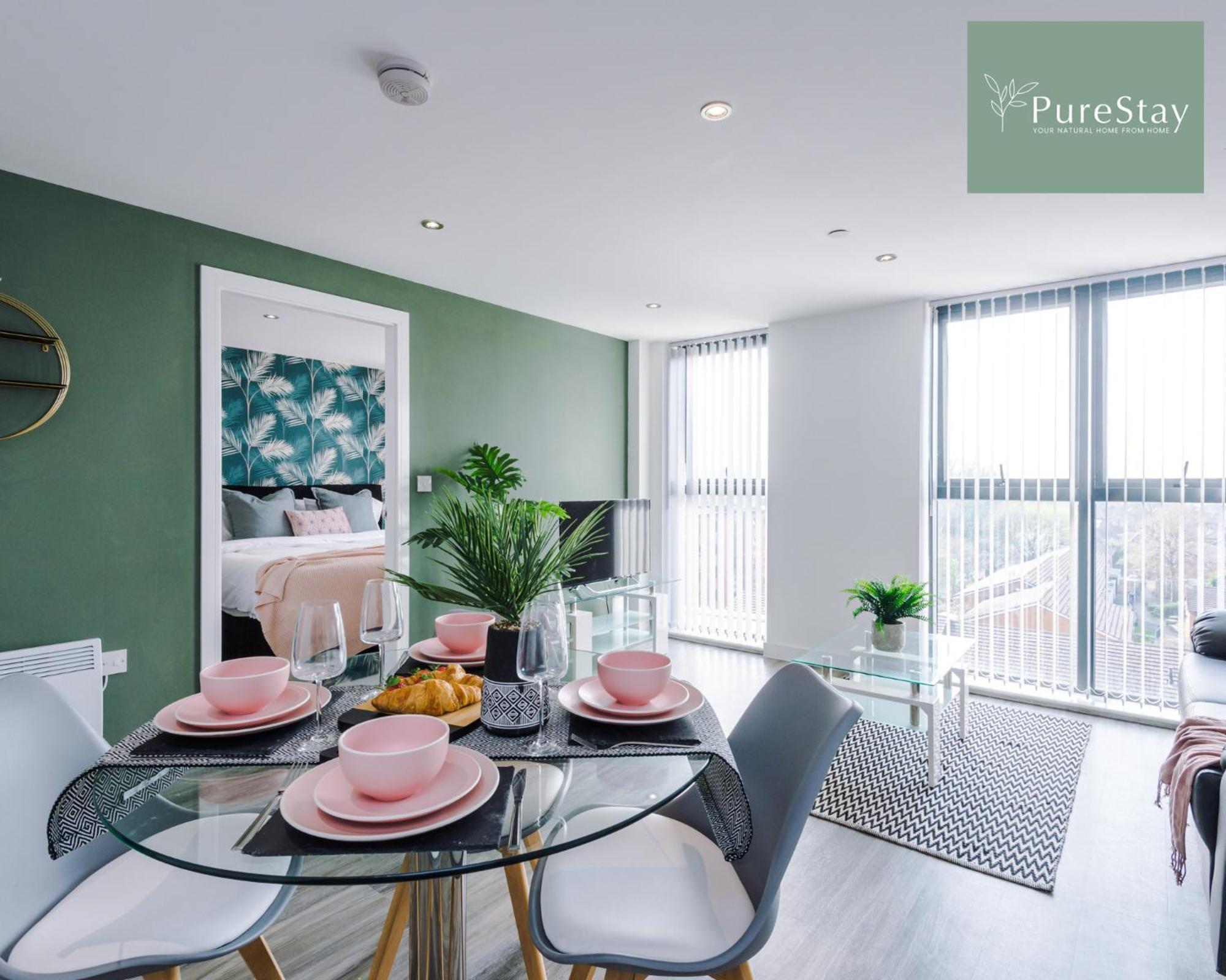 Stunning Two Bed Apartment By Purestay Short Lets & Serviced Accommodation Manchester With Free Parking & Wifi Exterior photo